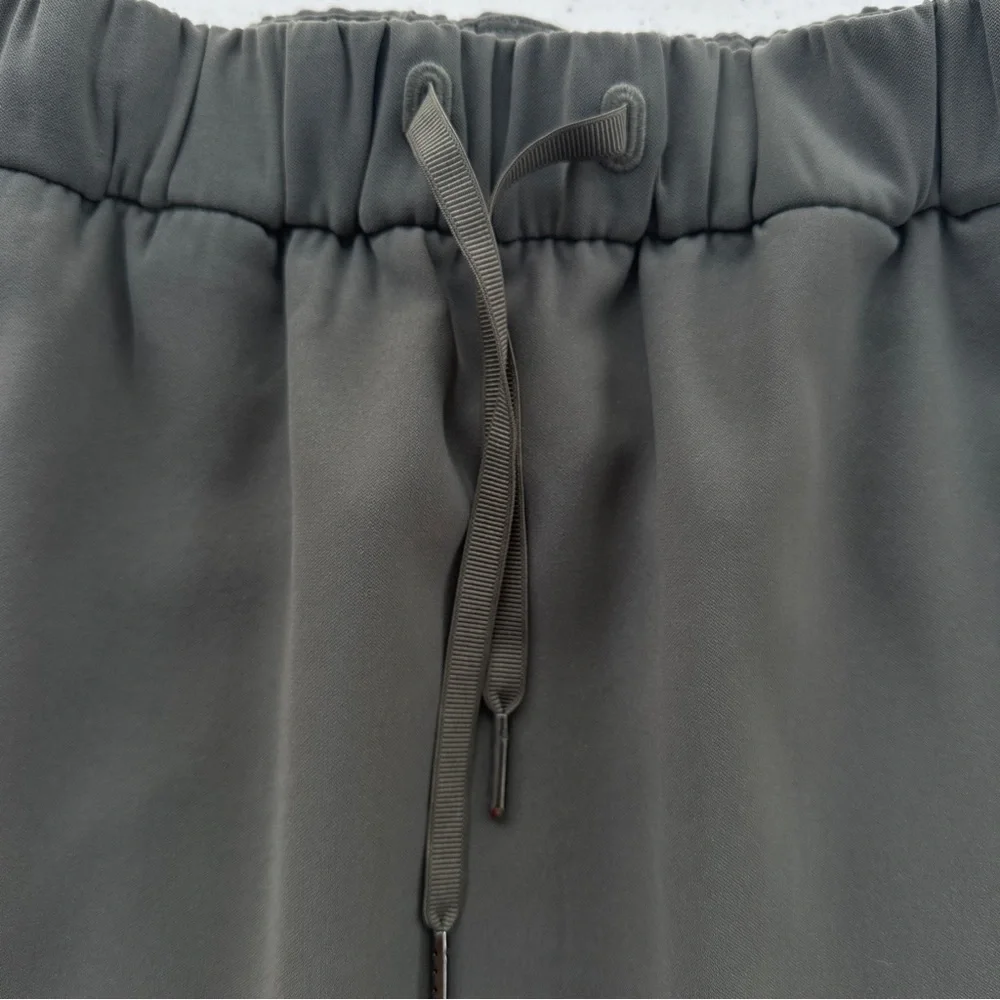 lululemon On The Fly Skirt Gray Sage Green Size 6
